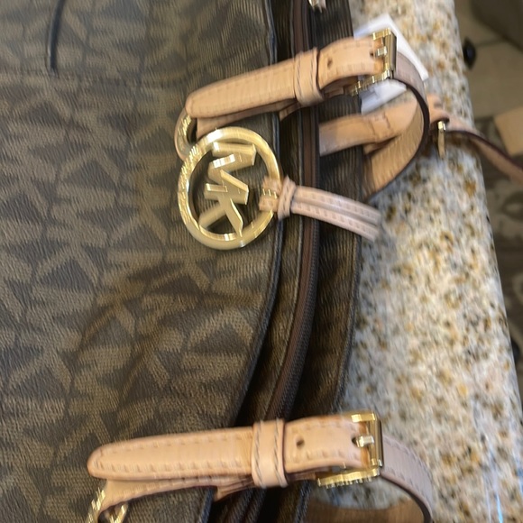 Michael Kors bag, authentic, bought at Belk for $198 pre-tax. Great condition. - Picture 6 of 14